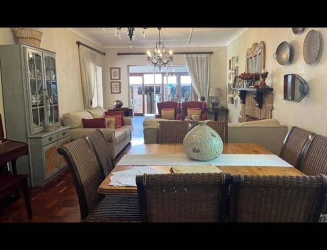 4 BEDROOM HOUSE FOR SALE IN RACEVIEW